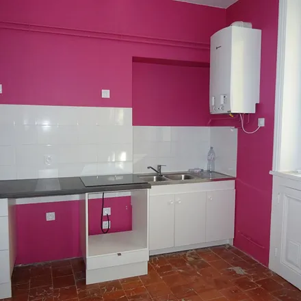 Rent this 4 bed apartment on 57 Rue Charles de Gaulle in 42300 Roanne, France