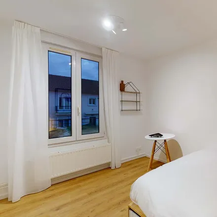 Rent this 1studio room on 18 Rue René Appéré in 92700 Colombes, France