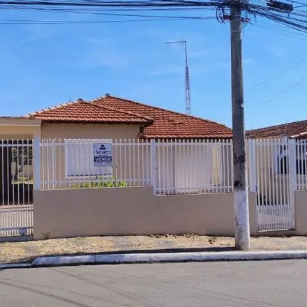 Buy this 3 bed house on Rua Doutor Jorge Tibiriça in Centro, Santo Antônio de Posse - SP