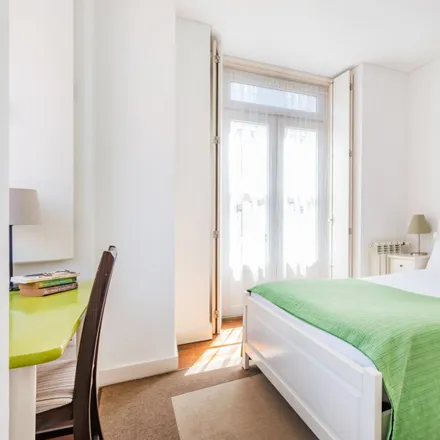 Rent this 2 bed apartment on Travessa da Espera in Lisbon, Portugal