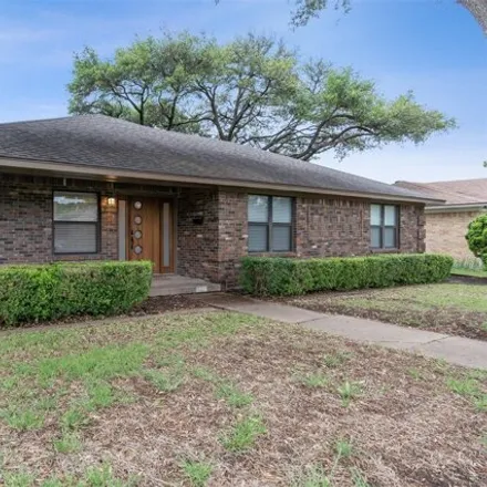 Image 1 - 2227 Homeway Circle, Dallas, TX 75228, USA - House for rent