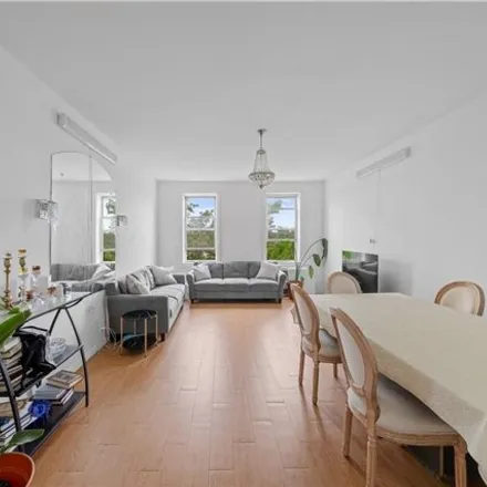 Image 1 - 602 Avenue T Apt 6D, Brooklyn, New York, 11223 - Apartment for sale