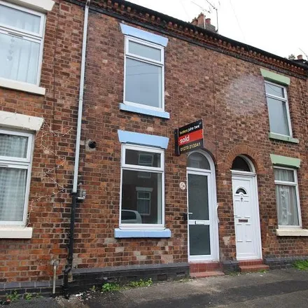 Rent this 2 bed townhouse on The White Lion in 73 Ford Lane, Crewe