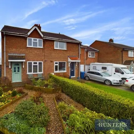Buy this 2 bed house on Constable Road in Hunmanby, YO14 0NF