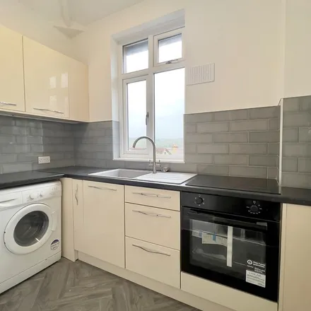 Image 7 - A621, Sheffield, S17 4DT, United Kingdom - Apartment for rent