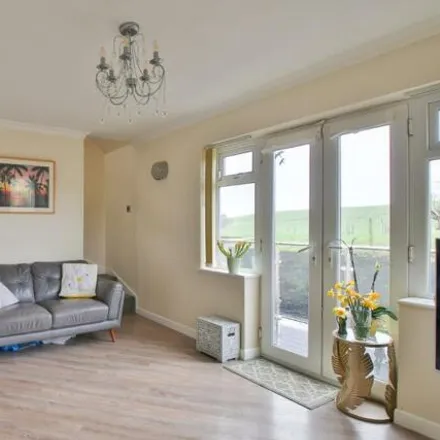 Image 4 - unnamed road, Chadderton, OL1 2SD, United Kingdom - House for sale