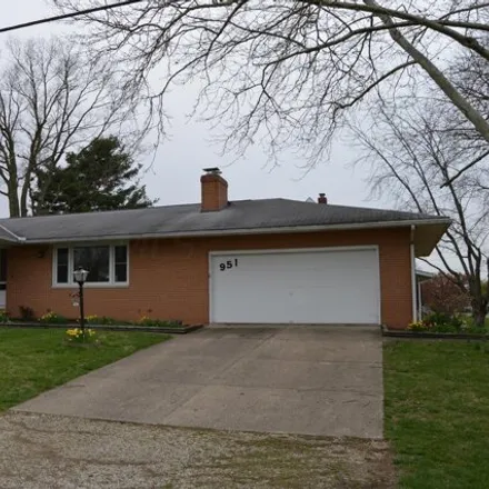 Image 2 - 951 Pratt Avenue, Lancaster, OH 43130, USA - House for sale