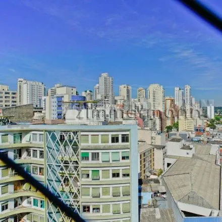 Buy this 3 bed apartment on Avenida General Olímpio da Silveira in Santa Cecília, São Paulo - SP