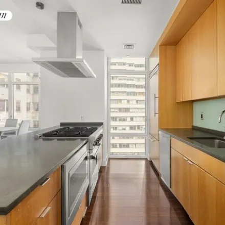 Image 3 - Place 57, 207 East 57th Street, New York, NY 10022, USA - Condo for sale