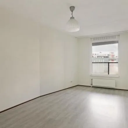 Rent this 2 bed apartment on Thiemsbrug in Deldenerstraat, 7551 AE Hengelo