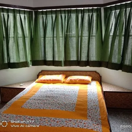 Rent this 3 bed apartment on unnamed road in Vastrapur, - 380054
