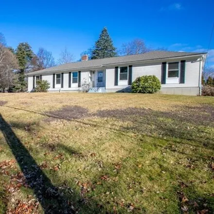 Image 1 - 193 Pearl Hill Road, Fitchburg, MA 01420, USA - House for sale