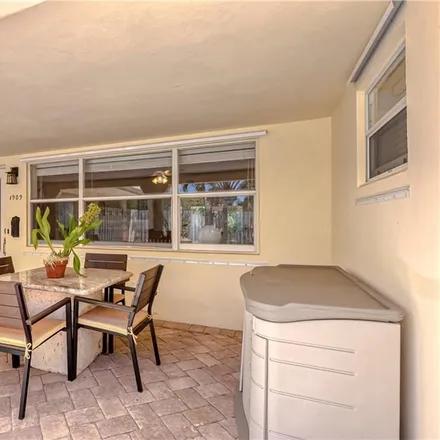 Image 4 - 1909 Northeast 26th Drive, Coral Estates, Wilton Manors, FL 33306, USA - House for sale