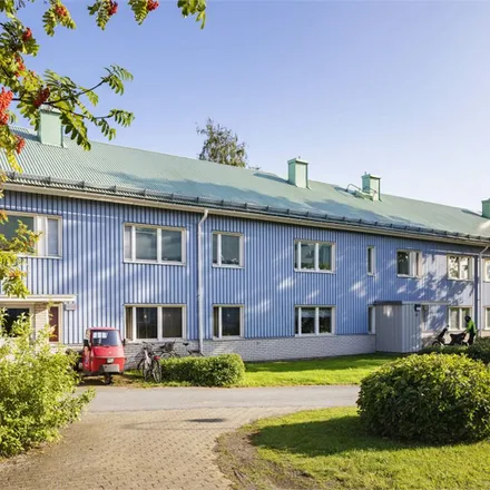 Rent this 3 bed apartment on Rödhakegränd 19 in 974 54 Luleå, Sweden