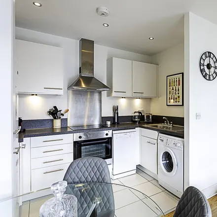 Image 7 - 1-58 Goodman Street, London, E1 8BF, United Kingdom - Apartment for rent