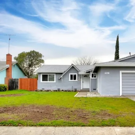 Buy this 3 bed house on 7322 Stockdale Street in Sacramento, CA 95822