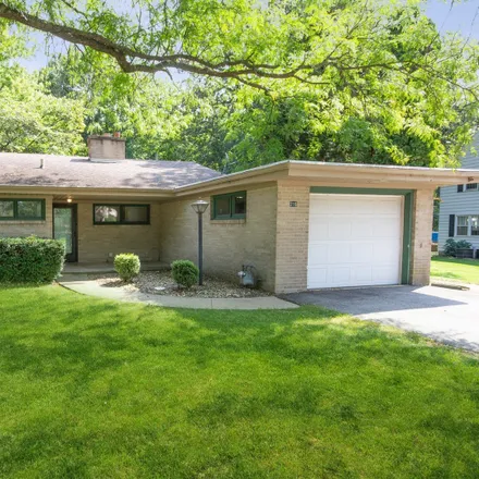 Image 1 - 216 Forest Park Place, Ottawa, IL 61350, USA - House for sale