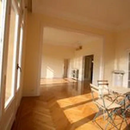 Rent this 4 bed apartment on carrer Rossellón in 2D, 08110 Montcada i Reixac