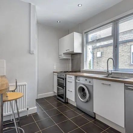 Rent this 2 bed apartment on Elmsleigh Road in London, TW2 5EQ