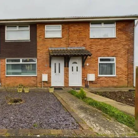 Buy this 3 bed townhouse on 12 Saxby Close in Clevedon, BS21 7YF