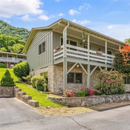 Buy this 3 bed house on 32 Granite Lane in Maggie Valley, Haywood County