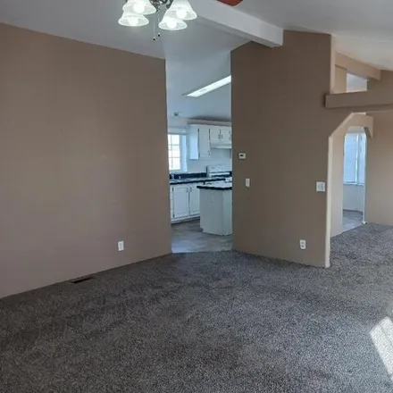 Image 6 - 2511 Lahontan Street, Silver Springs, Lyon County, NV 89429, USA - Apartment for sale