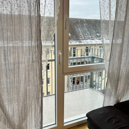 Rent this 3 bed apartment on Legienstraße in 22111 Hamburg, Germany