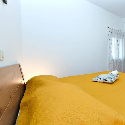 Rent this 1 bed apartment on 52216 Galižana