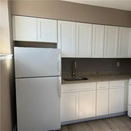 Buy this 1 bed condo on 1725 Edison Avenue in New York, NY 10461