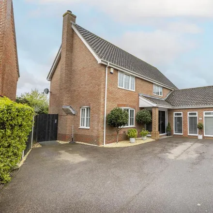 Rent this 4 bed house on 20 Greenacres in Little Melton, NR9 3QU