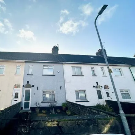 Buy this 3 bed townhouse on Robert Street in Cardiff, CF5 5AA