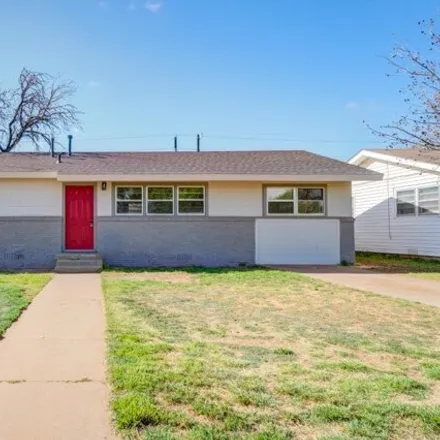 Image 2 - 4621 43rd Street, Lubbock, TX 79414, USA - House for sale
