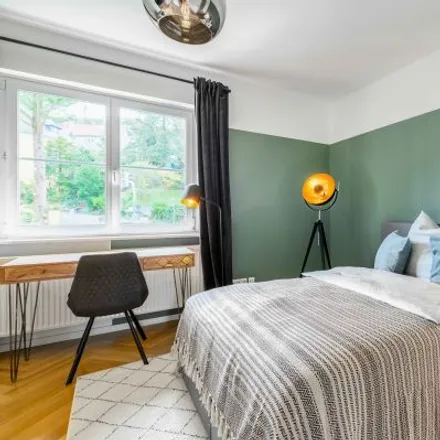 Rent this 4 bed room on Albert-Schäffle-Straße 94 in 70186 Stuttgart, Germany