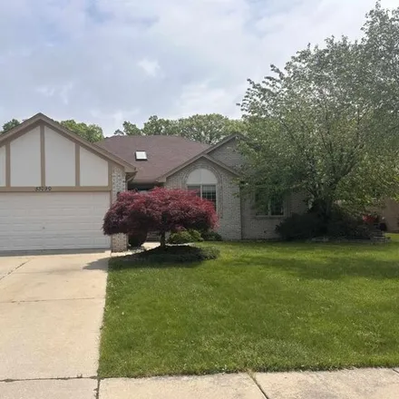 Rent this 3 bed house on 53090 Ridgewood in Chesterfield Township, MI 48051