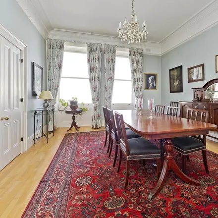 Image 5 - Furse House, 35/49 Queen's Gate Terrace, London, SW7 5JE, United Kingdom - Apartment for rent