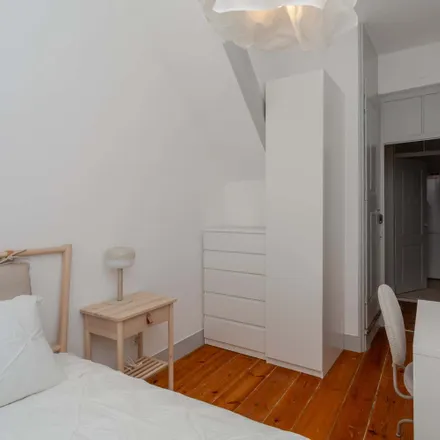 Image 5 - Airbnb, Rua do Carrião, 1150-251 Lisbon, Portugal - Room for rent