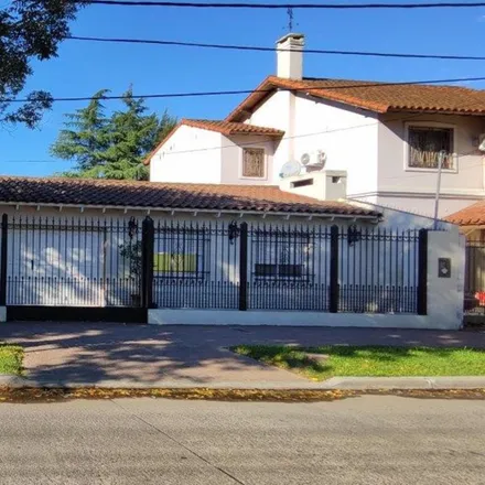 Rent this 6 bed house on Mariano Alegre 635 in Partido de Esteban Echeverría, 1842 Monte Grande
