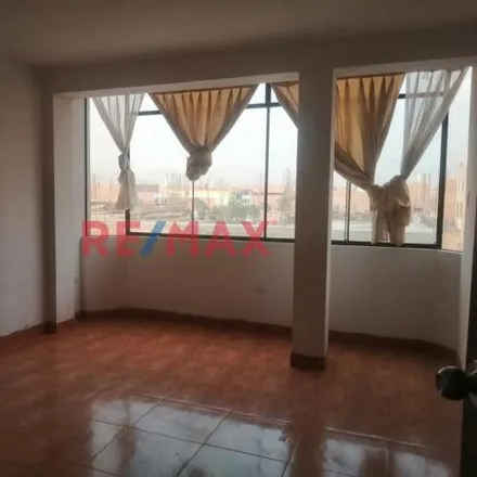 Rent this 4 bed apartment on Institución educativa inicial Santa Maria Reina De Carabayllo in Avenida Las Palmeras, Carabayllo
