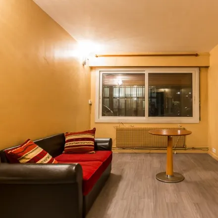 Rent this 1 bed apartment on Warner Music France S.A.S. in Rue du Mont Cenis, 75018 Paris