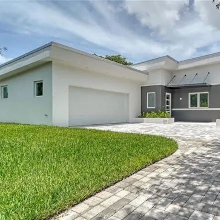 Buy this 4 bed house on 2241 Wood Street in Sarasota, FL 34237