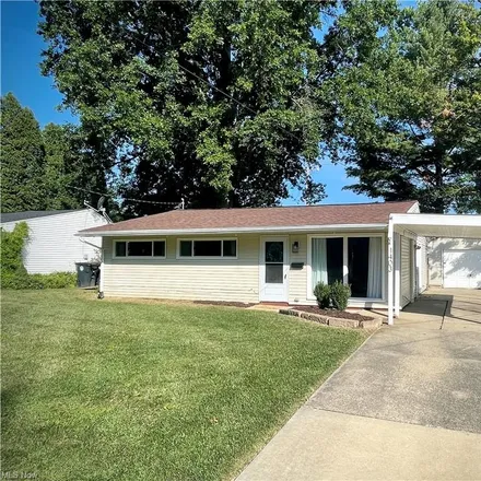 Buy this 3 bed house on 1403 Dewitt Drive in Akron, OH 44313