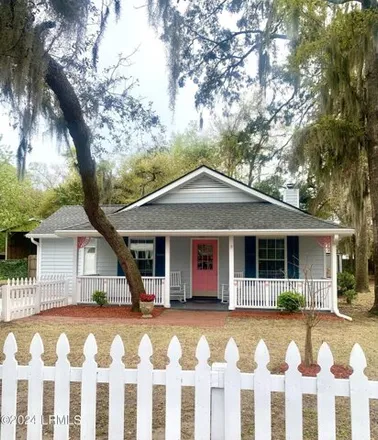 Rent this 3 bed house on 1429 Laurel Street in Port Royal, Beaufort County