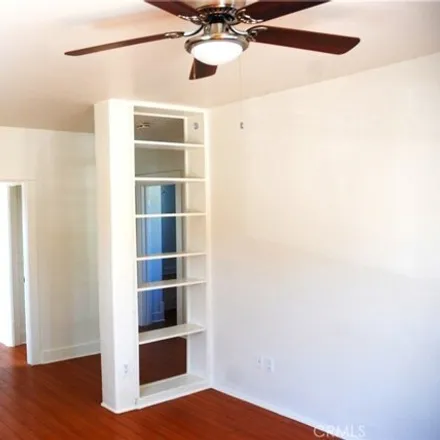 Image 4 - 1033 Prospect Ave, Long Beach, California, 90804 - Apartment for sale