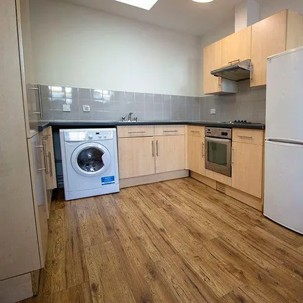 Rent this 6 bed apartment on 158 Mansfield Road in Nottingham, NG1 3HW