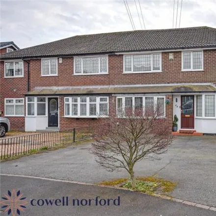 Buy this 6 bed duplex on Greenvale in Norden, OL11 5QJ
