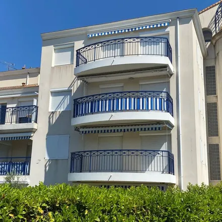 Image 8 - 1 Avenue de Courlay, 17640 Vaux-sur-Mer, France - Apartment for rent