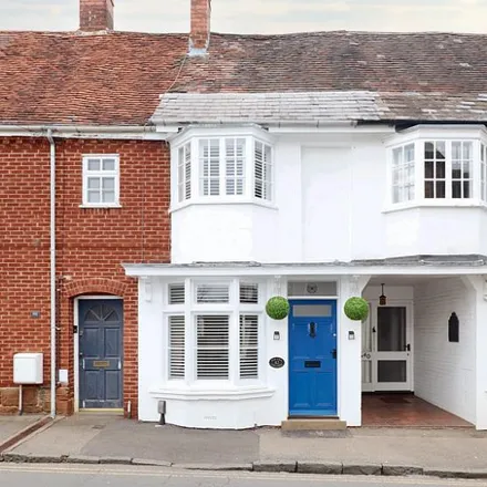 Rent this 2 bed house on 29 High Street in Kenilworth, CV8 1LE
