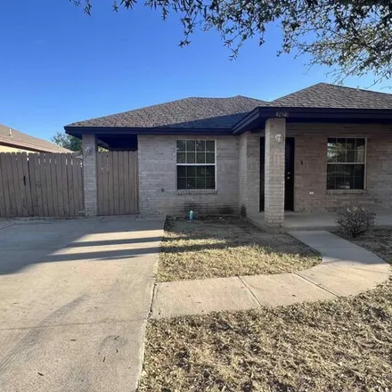 Image 1 - 3485 Pecan Street, Laredo, TX 78046, USA - House for rent