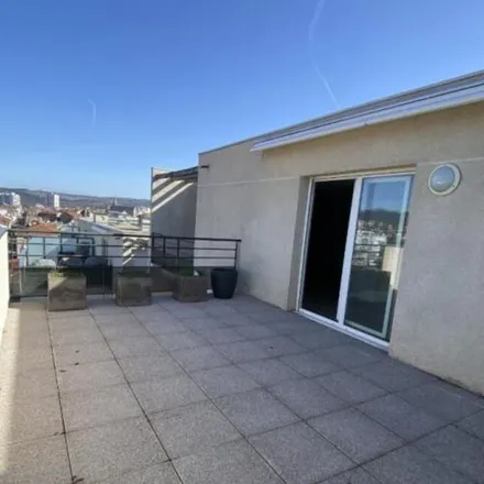 Rent this 3 bed apartment on 2 Avenue de la Gare in 42700 Firminy, France