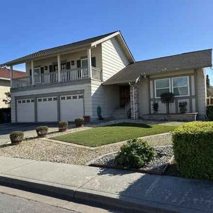 Rent this 4 bed house on 588 Aberdeen Way in Milpitas, CA 95035